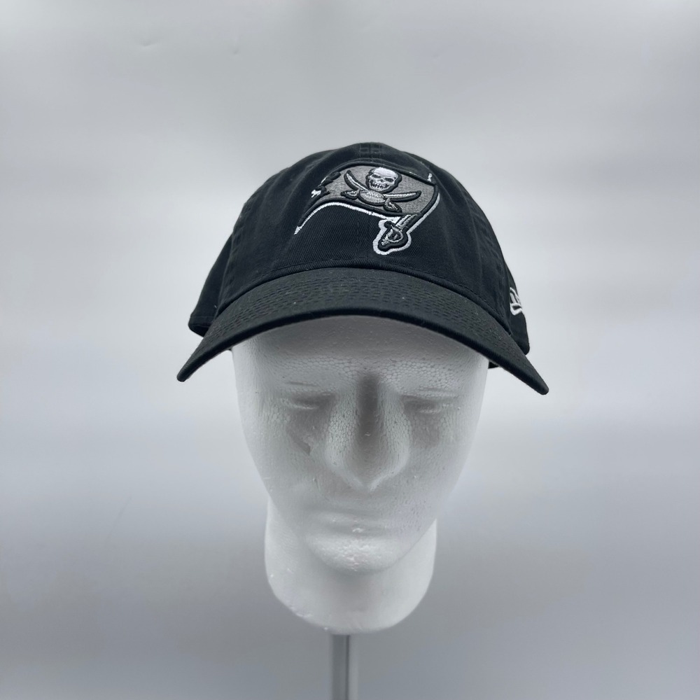New Era OSFM Black Cap Tampa Bay Buccaneers NFL Inspire Change Hat 207223 23273
